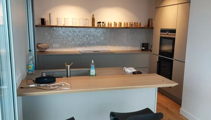 Réalisation d'une cuisine sur mesure à Nantes par l’ATELIER POMPIERRE