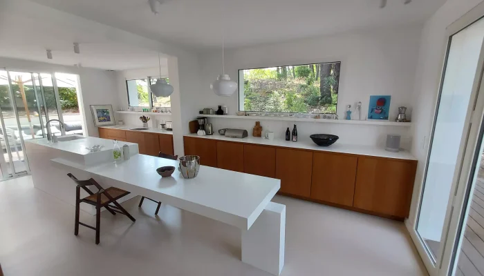 Réalisation d'une cuisine sur mesure à Nantes par l’ATELIER POMPIERRE