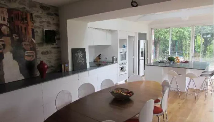 Réalisation d'une cuisine sur mesure à Nantes par l’ATELIER POMPIERRE