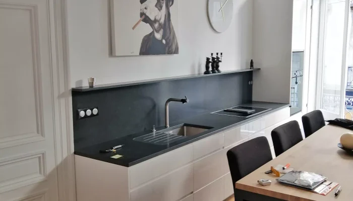 Réalisation d'une cuisine sur mesure à Nantes par l’ATELIER POMPIERRE