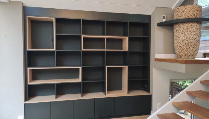 Réalisation d'une bibliothèque à Nantes par l’ATELIER POMPIERRE