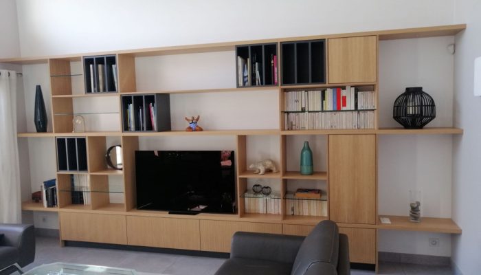 Réalisation d'une bibliothèque à Nantes par l’ATELIER POMPIERRE