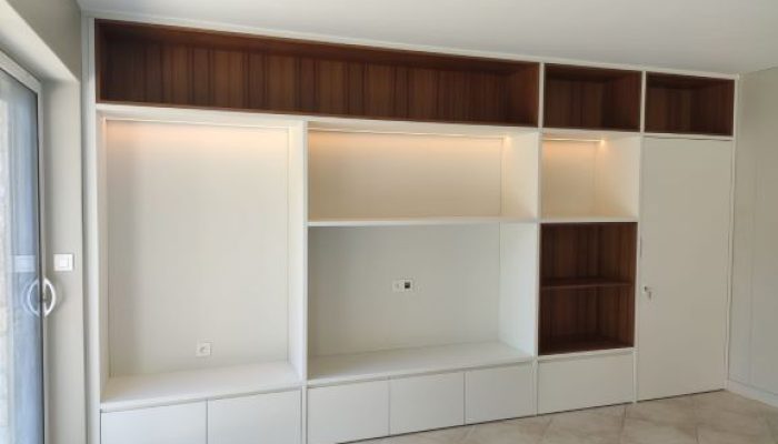 Réalisation d'une bibliothèque à Nantes par l’ATELIER POMPIERRE