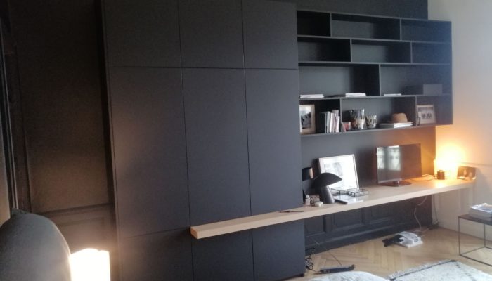 Réalisation d'un placard à Nantes par l’ATELIER POMPIERRE