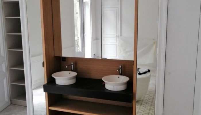 Réalisation d'une salle de bains à Nantes par l’ATELIER POMPIERRE