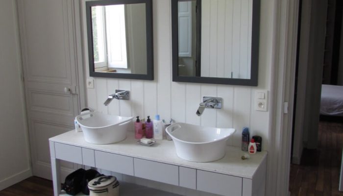 Réalisation d'une salle de bains à Nantes par l’ATELIER POMPIERRE