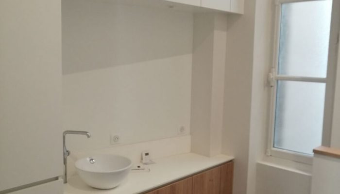 Réalisation d'une salle de bains à Nantes par l’ATELIER POMPIERRE