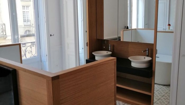 Réalisation d'une salle de bains à Nantes par l’ATELIER POMPIERRE