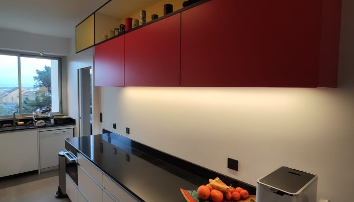 Réalisation d'une cuisine sur mesure à Nantes par l’ATELIER POMPIERRE