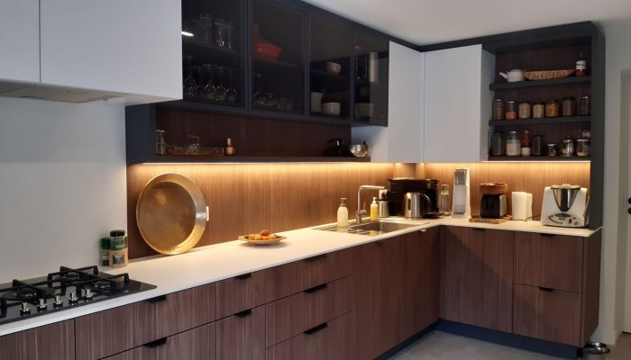 Réalisation d'une cuisine sur mesure à Nantes par l’ATELIER POMPIERRE