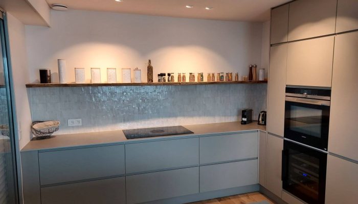 Réalisation d'une cuisine sur mesure à Nantes par l’ATELIER POMPIERRE