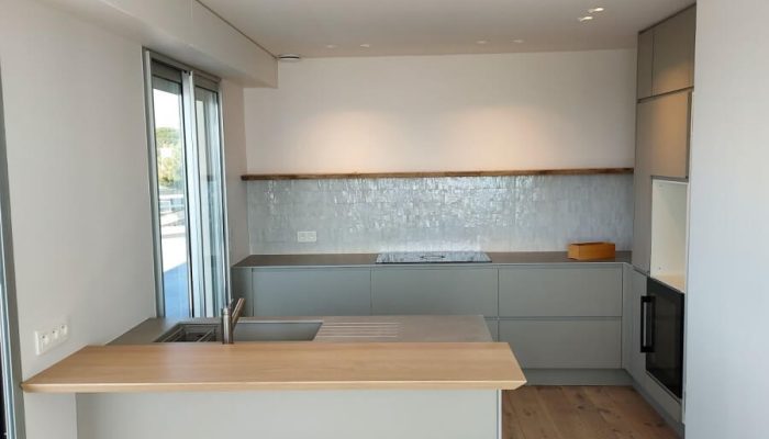 Réalisation d'une cuisine sur mesure à Nantes par l’ATELIER POMPIERRE